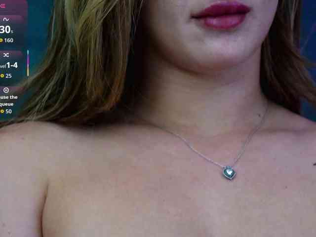 LucyLexton webcam