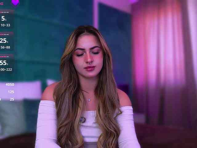 LucyLexton webcam