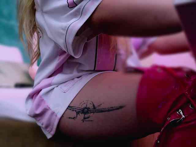LucyLexton webcam