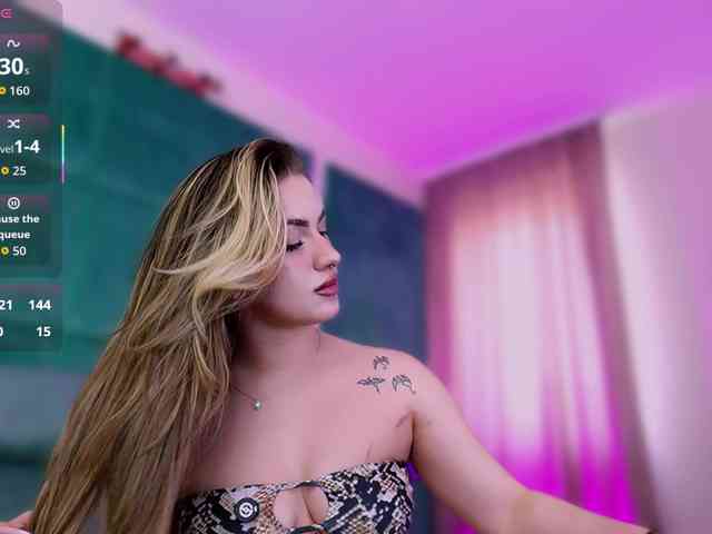 LucyLexton webcam
