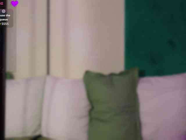 LucyLexton webcam