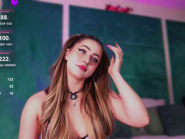 LucyLexton webcam