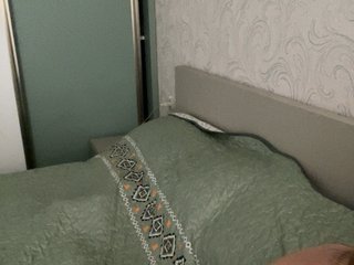 Millashaa Porn Show