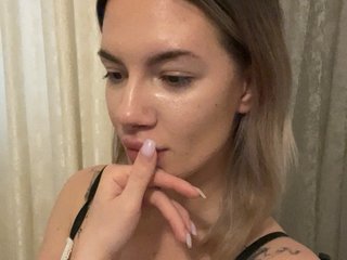 Millashaa Porn Show