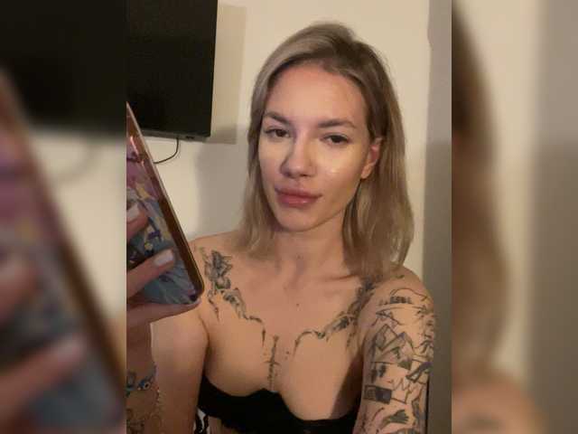 Millashaa's BongaCams show and profile