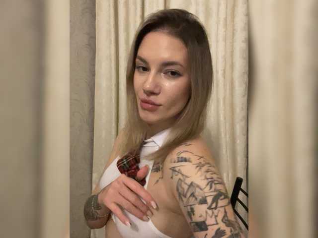 Millashaa live cam on BongaCams