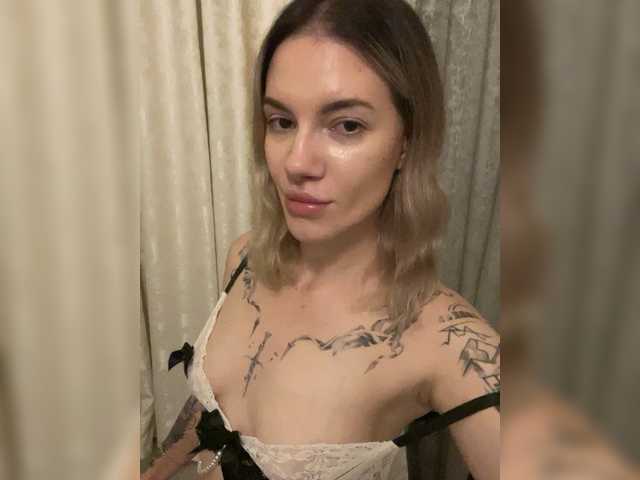 Millashaa live cam on BongaCams