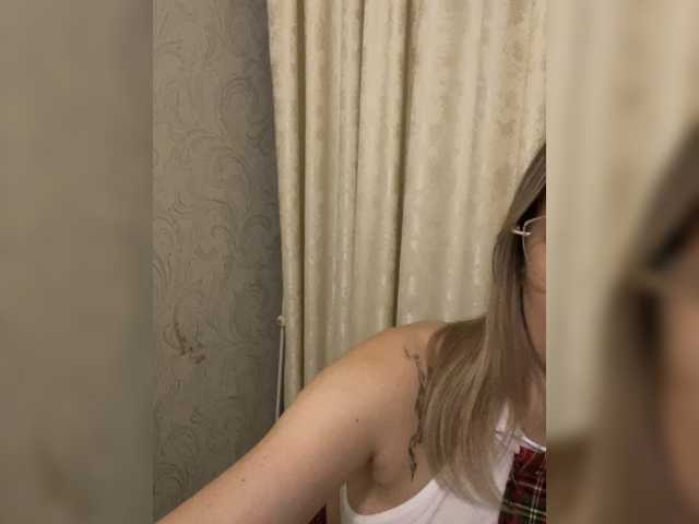 Millashaa live cam on BongaCams