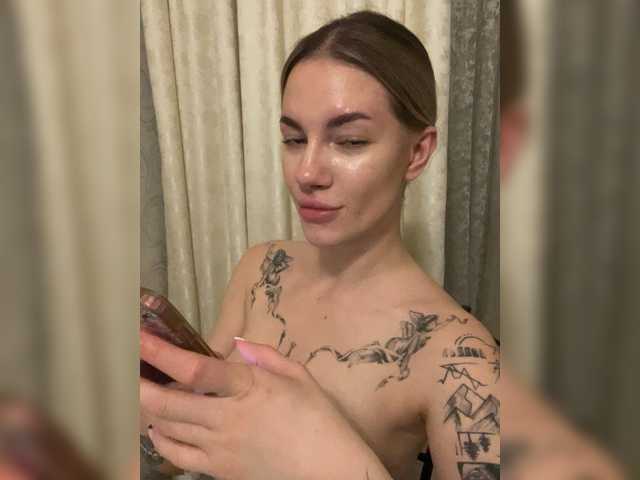 Millashaa live cam on BongaCams