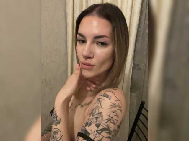Millashaa live cam on BongaCams