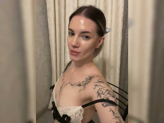 Millashaa live cam