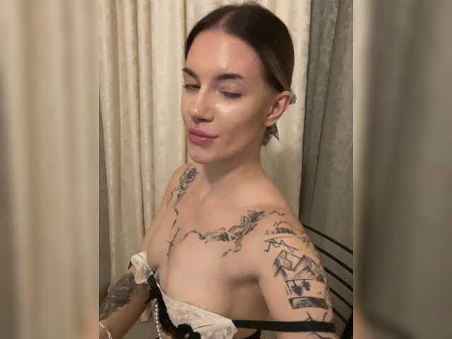 Millashaa live cam on BongaCams
