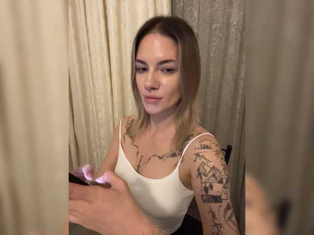 Millashaa live cam on BongaCams