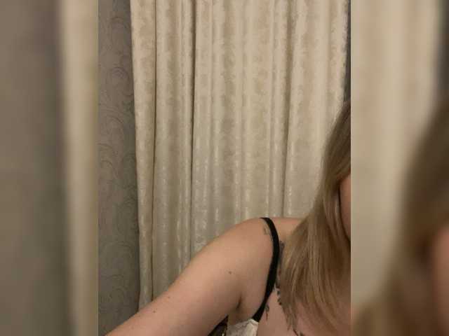 Millashaa live cam on BongaCams