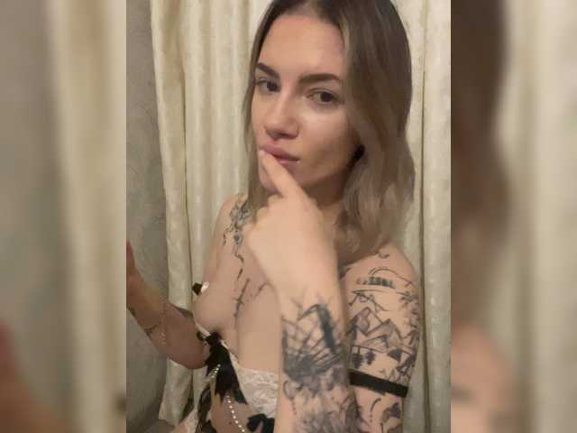 Millashaa live cam on BongaCams