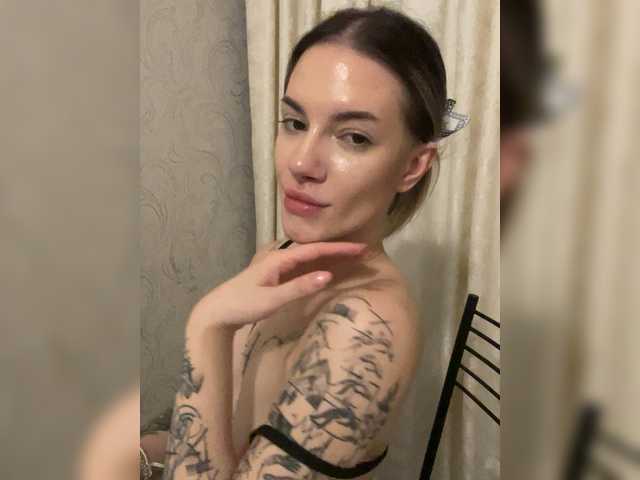 Millashaa live cam