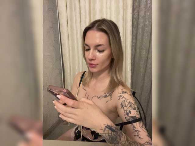 Millashaa live cam on BongaCams