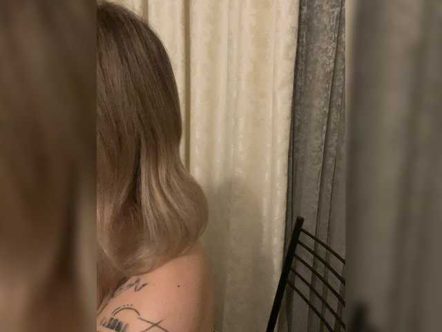 Millashaa live cam on BongaCams