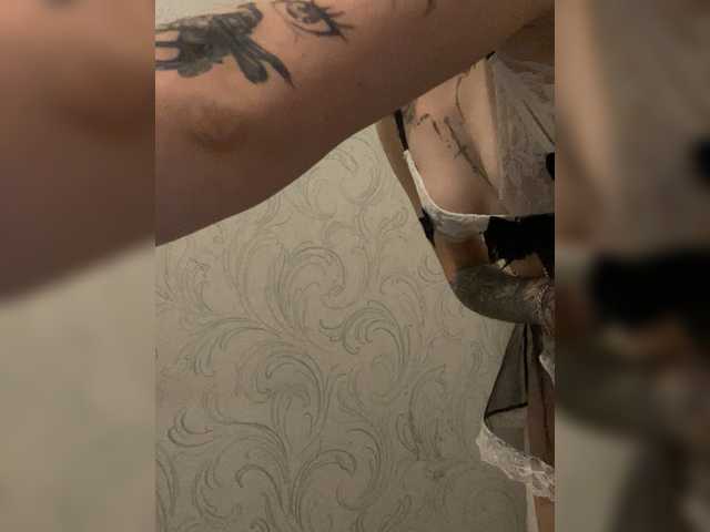 Millashaa live cam on BongaCams