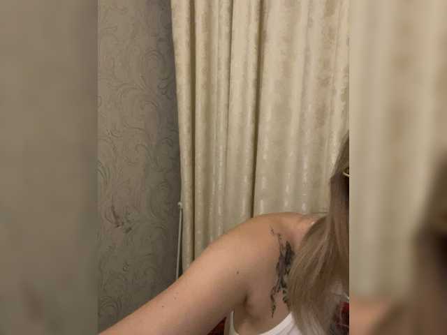 Young_blondd
