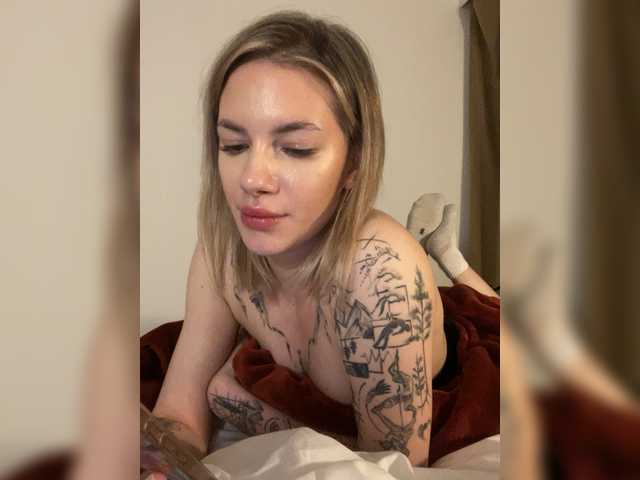 Millashaa's BongaCams show and profile