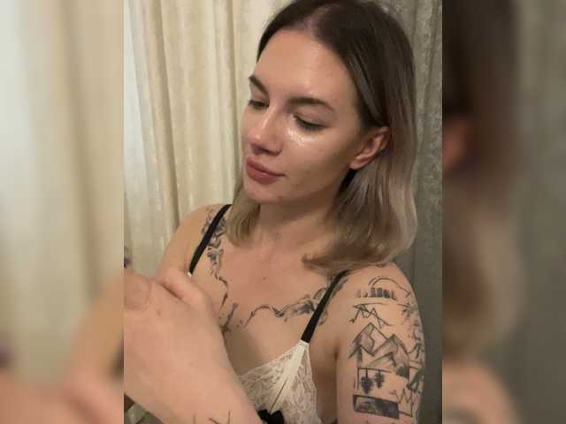 Millashaa live webcam show