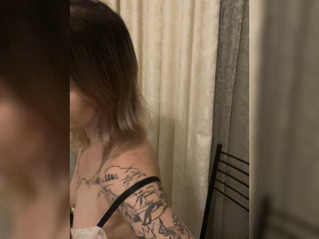 Millashaa live cam on BongaCams