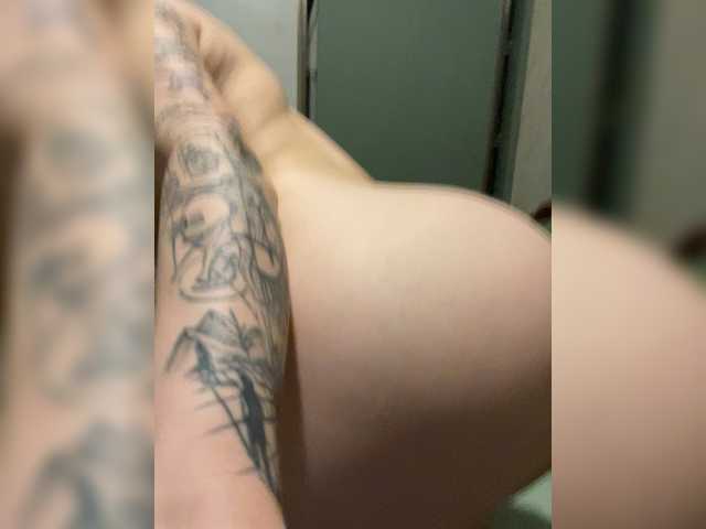 Millashaa live cam on BongaCams