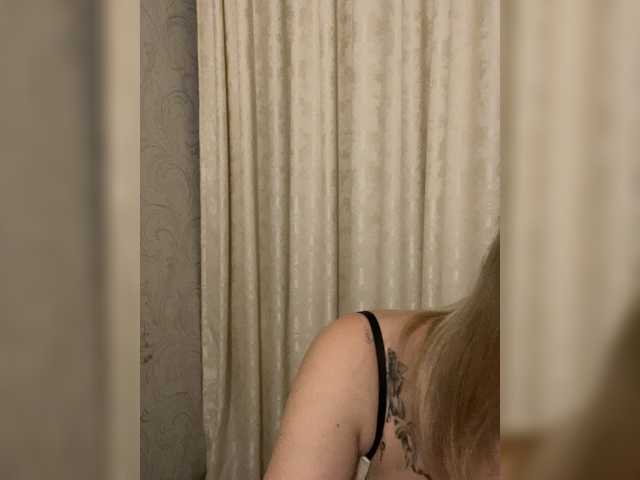Millashaa, en directo ahora en BongaCams