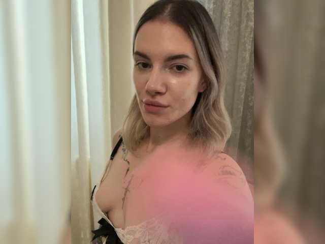 Millashaa live cam on BongaCams
