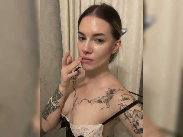 Millashaa live cam on BongaCams