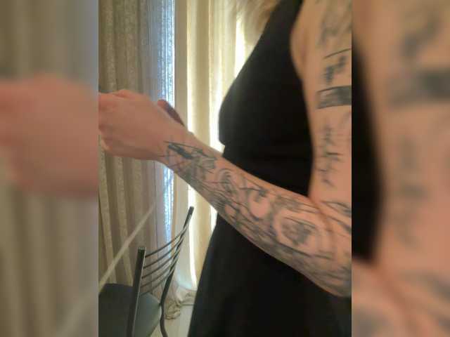 Millashaa live cam on BongaCams