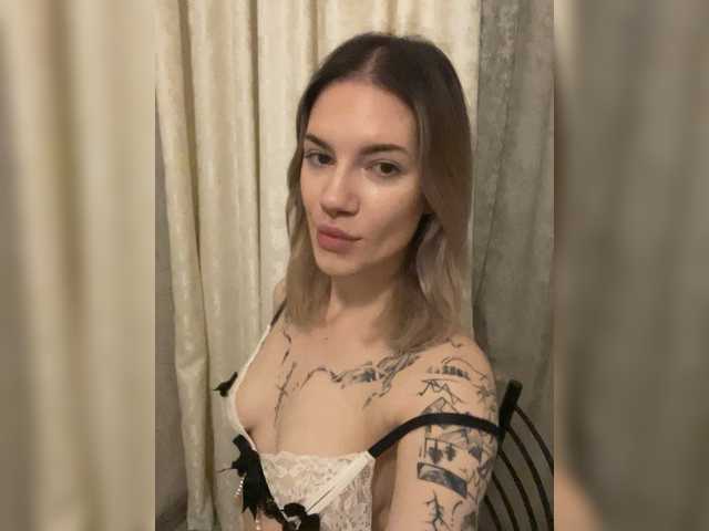Millashaa live cam on BongaCams