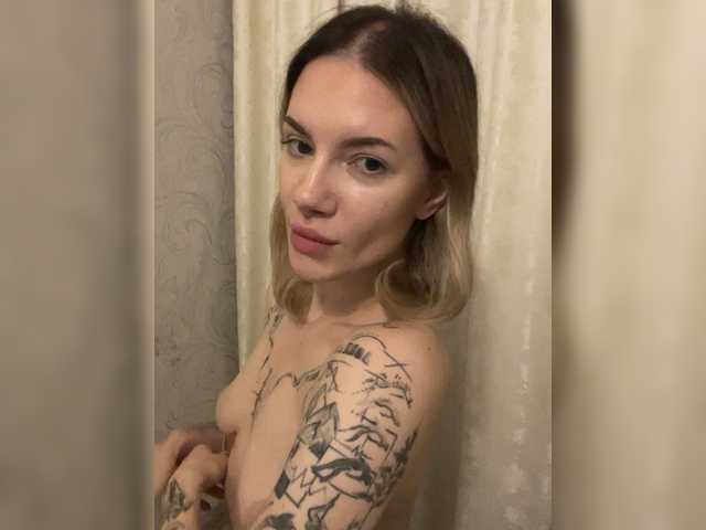 Millashaa live cam on BongaCams
