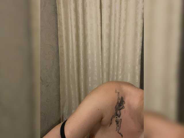 Millashaa live cam on BongaCams