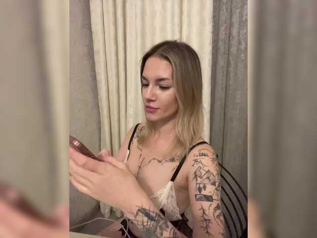 Millashaa live cam on BongaCams