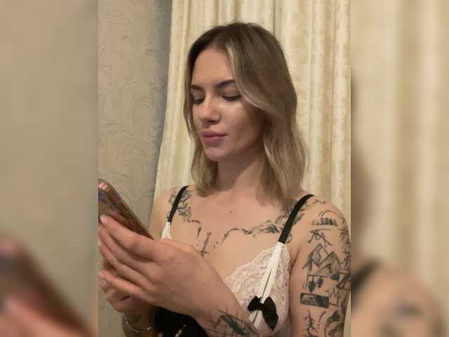 Millashaa live cam on BongaCams