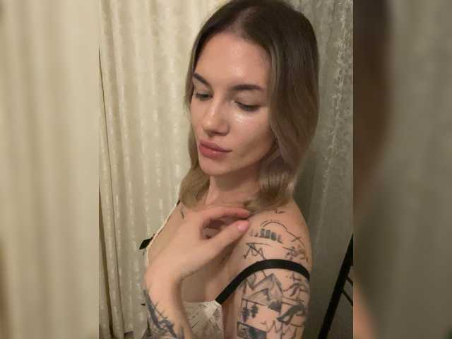 Millashaa live cam on BongaCams