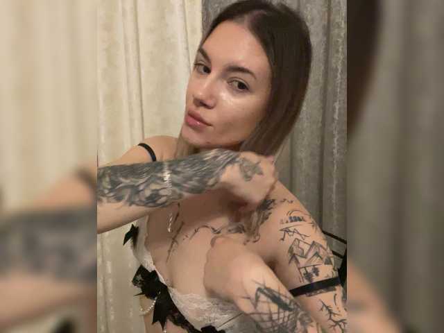 Millashaa live cam on BongaCams