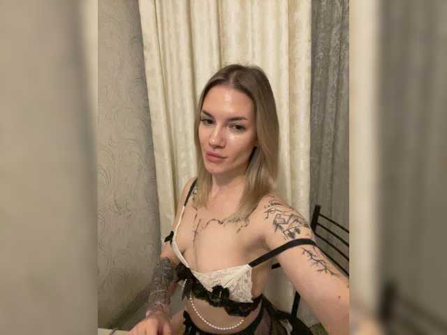 Millashaa live cam on BongaCams