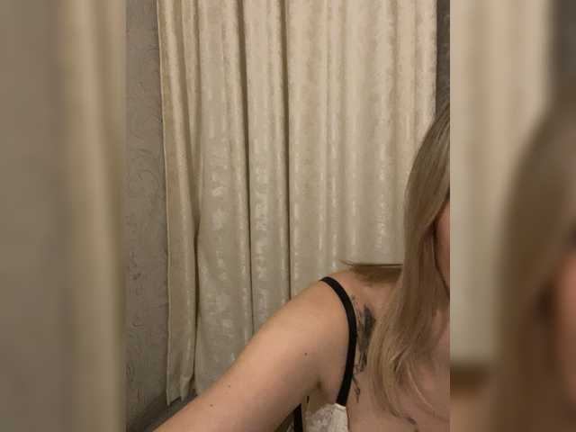 Millashaa live cam preview