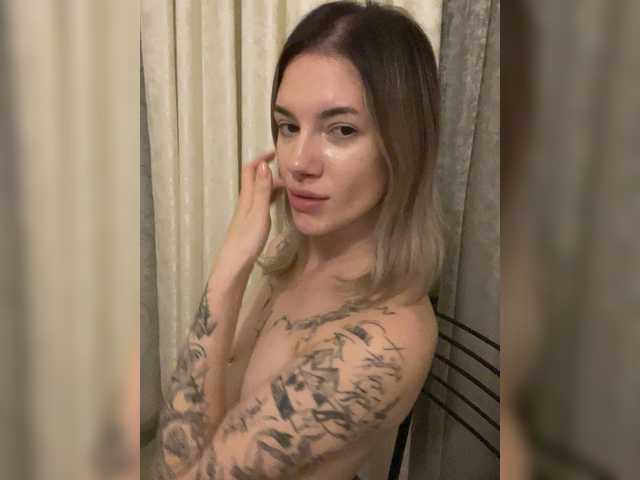 Millashaa live cam on BongaCams