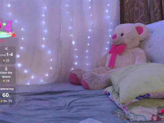 Yvonejoness webcam