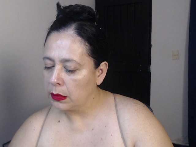 karlaton1977 live cam on BongaCams
