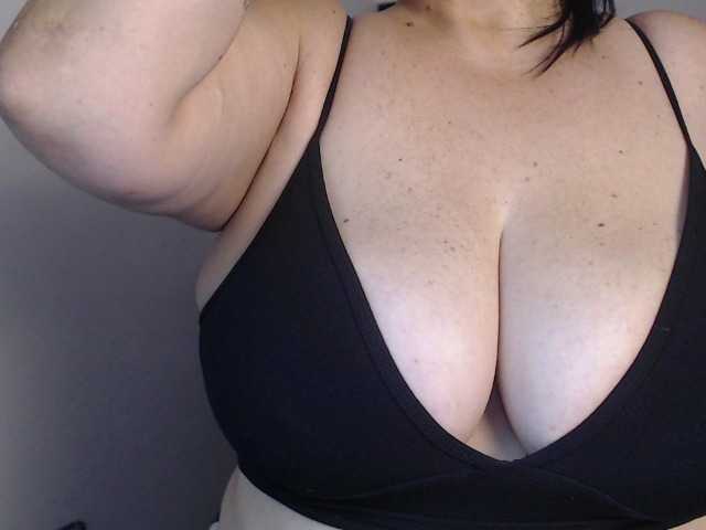 karlaton1977 live cam on BongaCams