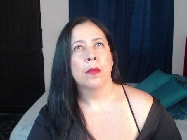 karlaton1977 live cam on BongaCams