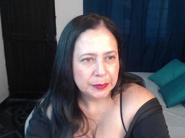 karlaton1977 live cam on BongaCams