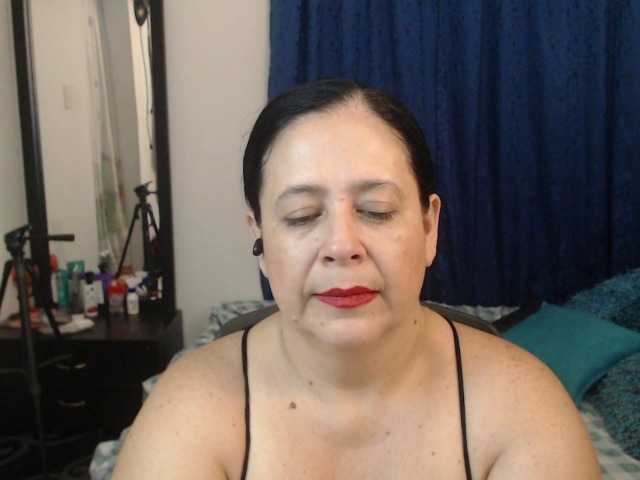 karlaton1977 live cam on BongaCams