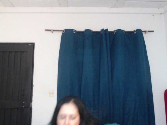 karlaton1977 live cam on BongaCams