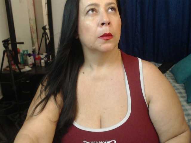 karlaton1977 live cam on BongaCams